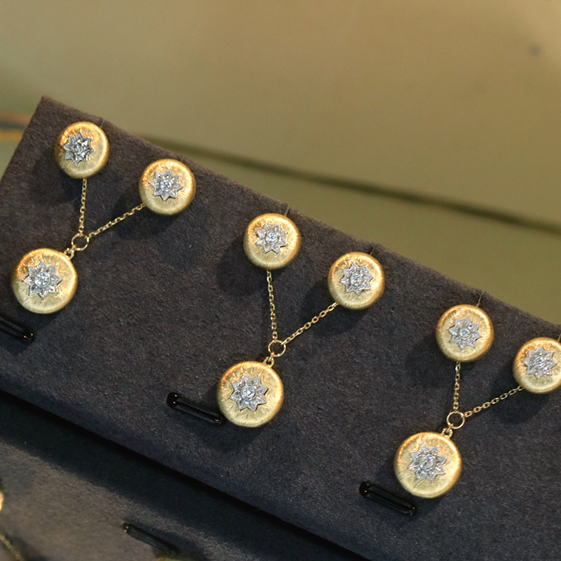 LUOWEND 100% 18K Yellow Gold E - Diamond Stud Earrings 评论和价格